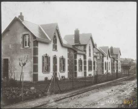 Maisons ouvrières (Charleville-Mézières)